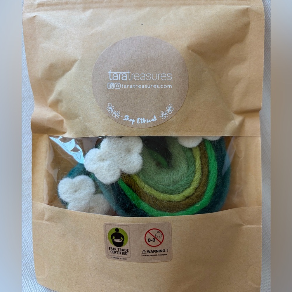 Tara Treasures Green Rainbow Felt Garland for Kids Bath & Play